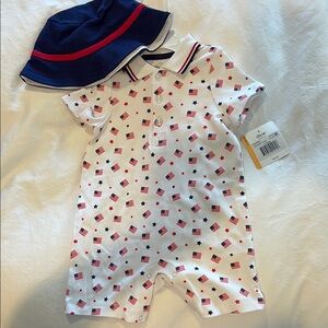 Baby Romper with Flag Print and Hat